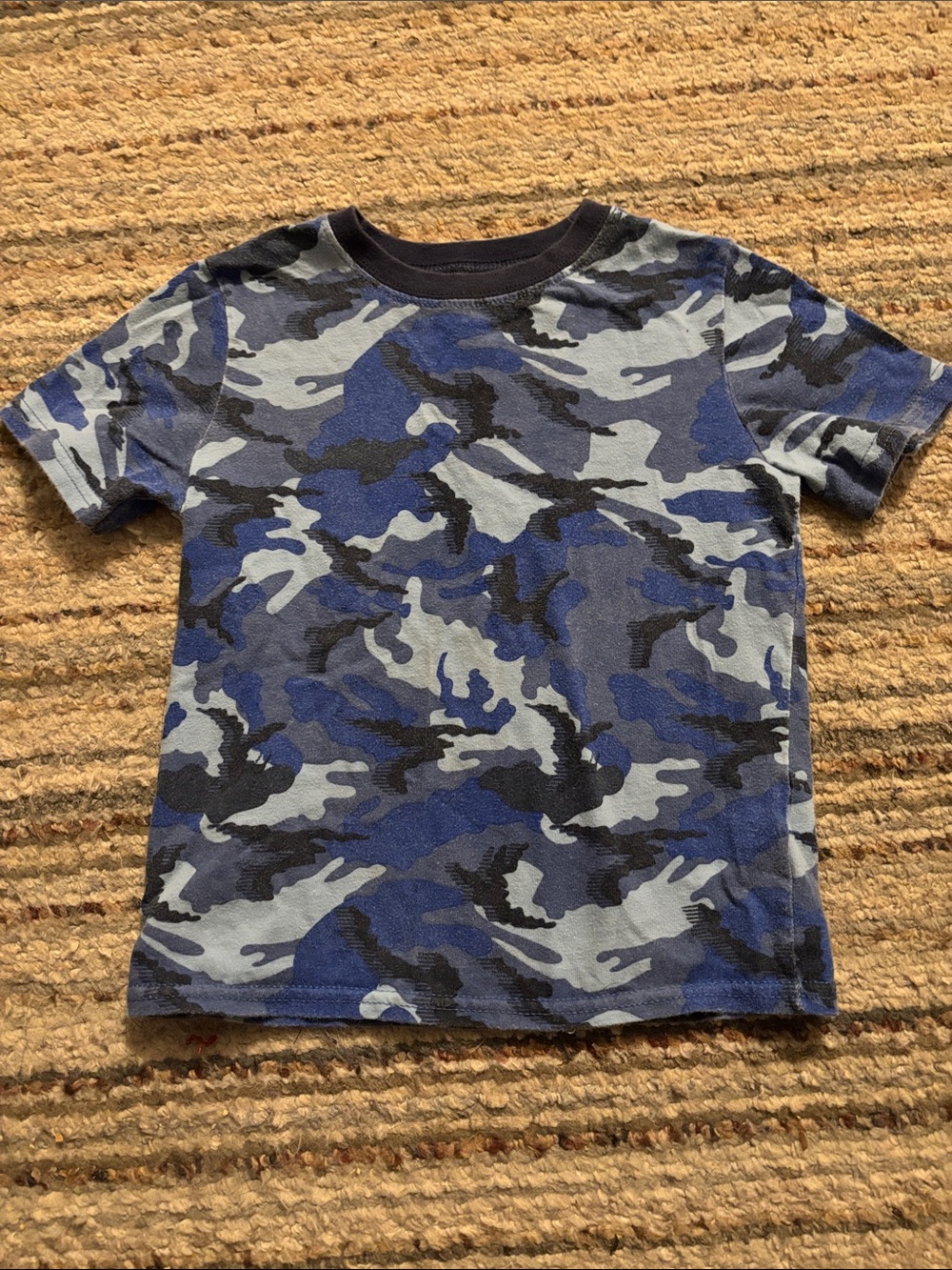 Garanimals 4T Camouflage T-shirt